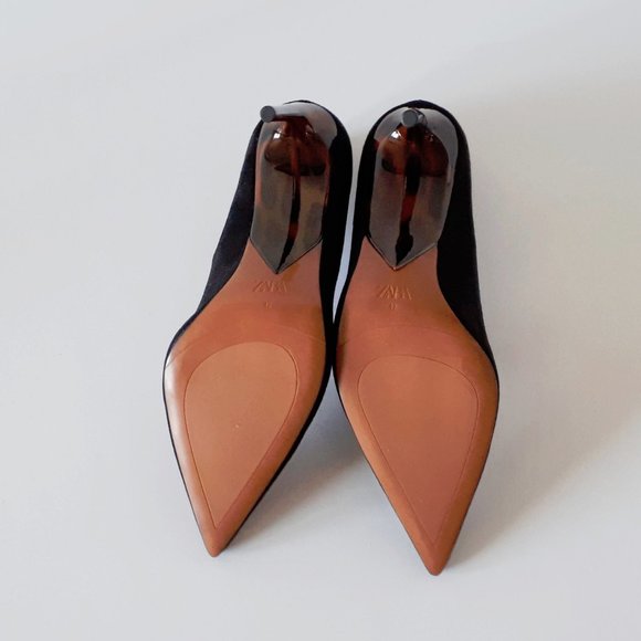*Sold* NWT Zara black faux suede tortoise shell high heels, 42 - Picture 6 of 11